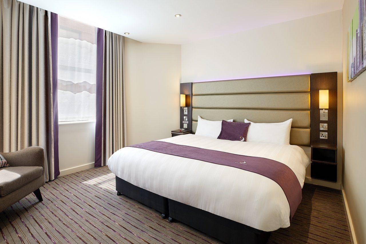 Premier Inn Leeds Headingley エクステリア 写真
